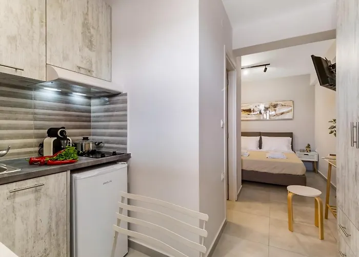 Mella Roa - Amar Apartment